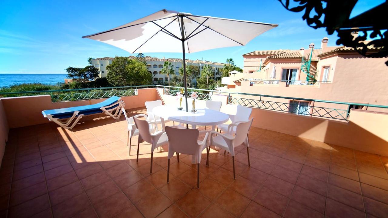 Marbella Beach Resort At Club Playa Real Exterior photo