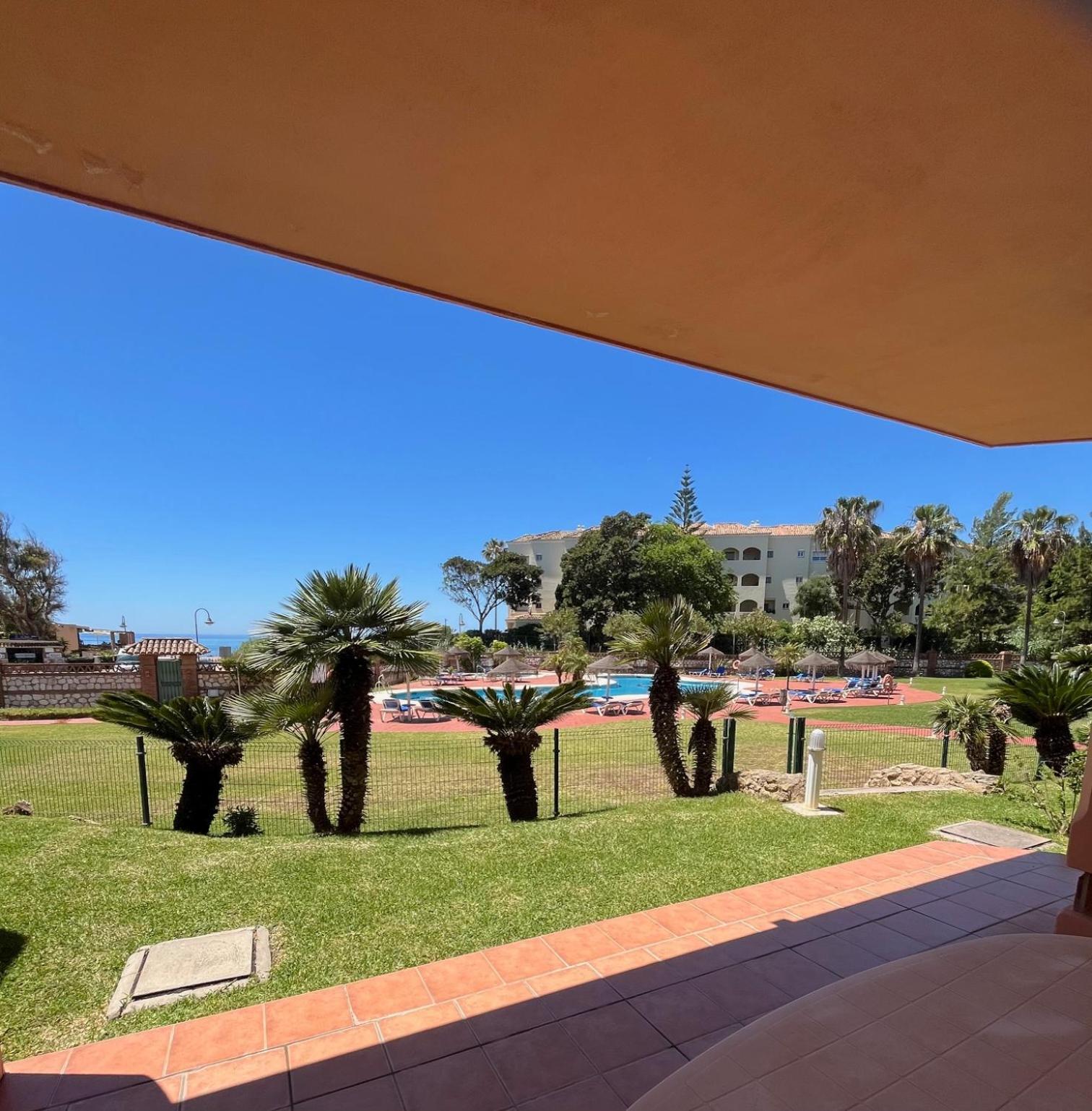 Marbella Beach Resort At Club Playa Real Exterior photo
